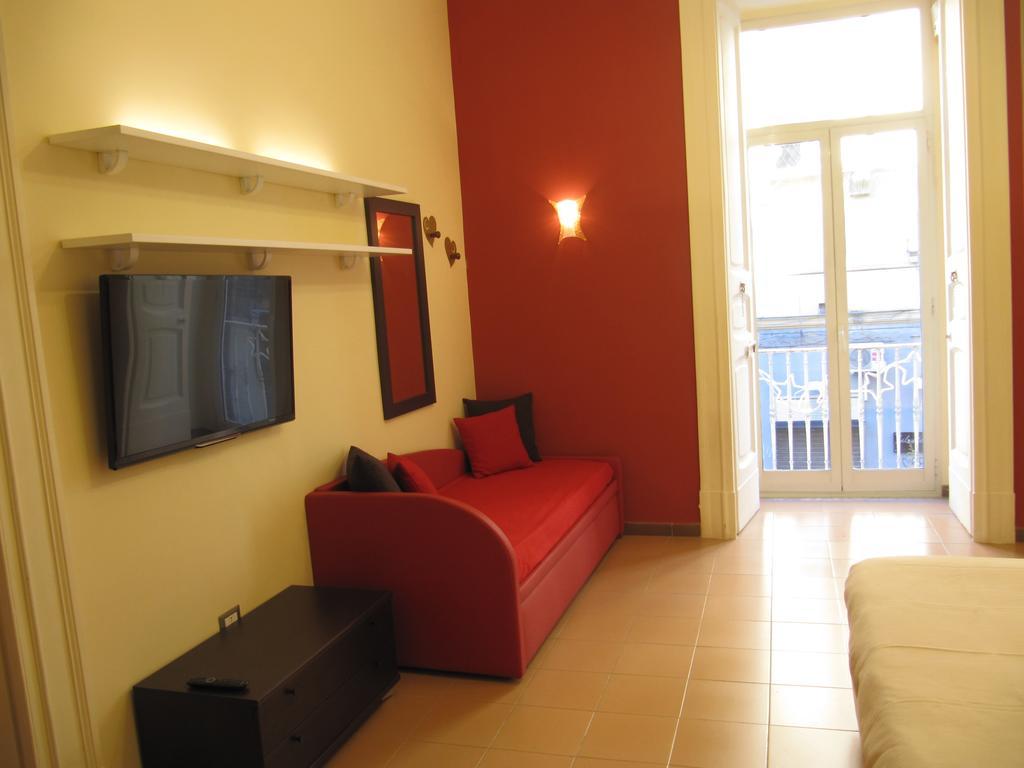Bed and Breakfast Duomo 89 Neapol Pokoj fotografie
