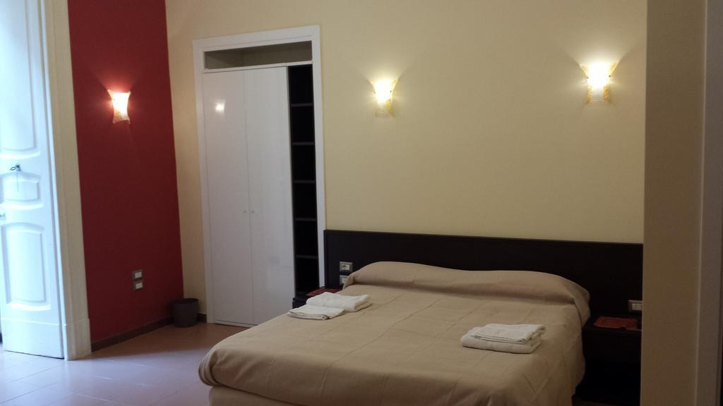 Bed and Breakfast Duomo 89 Neapol Pokoj fotografie