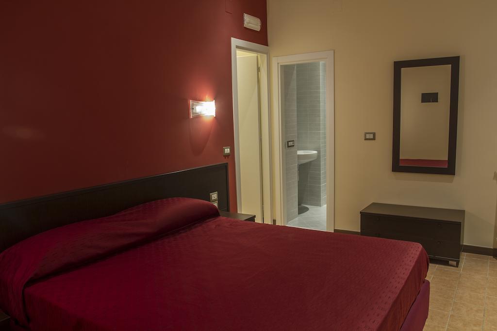 Bed and Breakfast Duomo 89 Neapol Pokoj fotografie